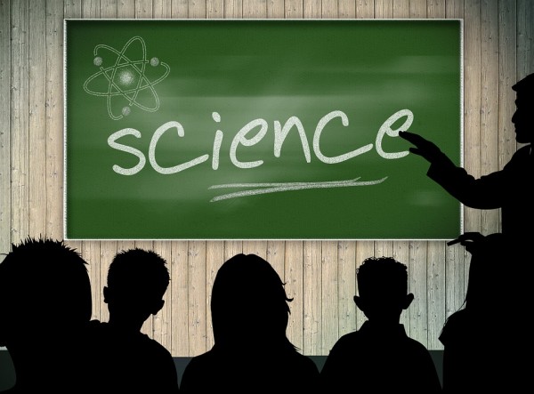 All'UNIPV un corso per imparare a insegnare la scienza