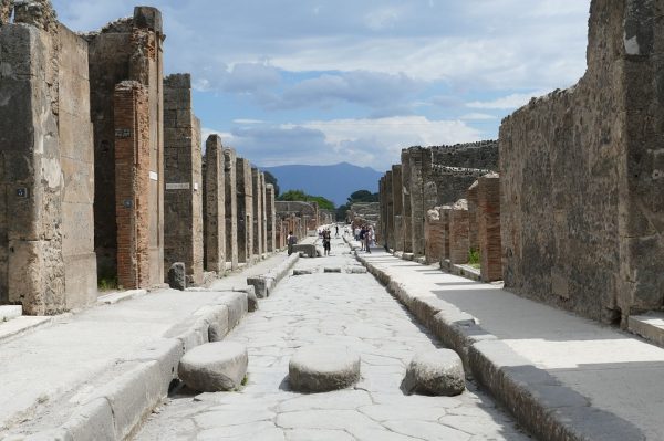 Dal 12 al 17 aprile - Viaggio di studio “Napoli e la Campania antica”