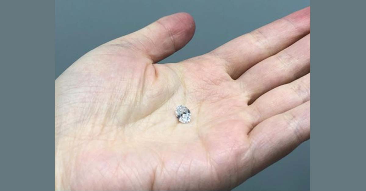 Un diamante super profondo porta informazioni preziose sul confine del mantello terrestre a 660 km